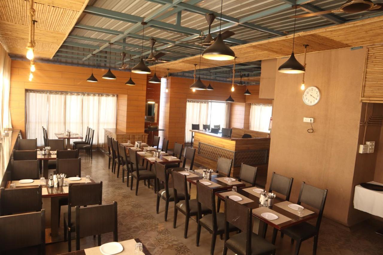 Hotel Grand Ecotel, Aurangabad Extérieur photo