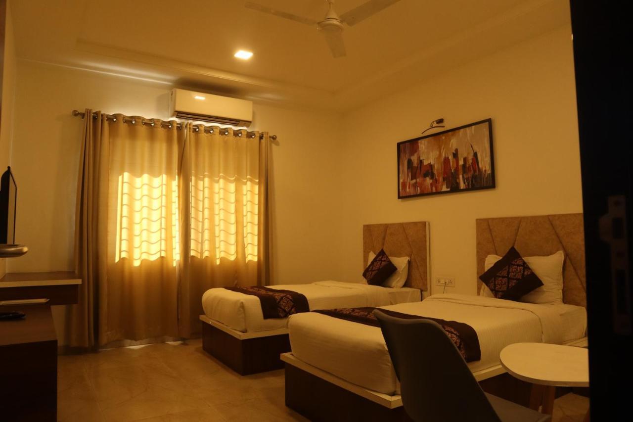 Hotel Grand Ecotel, Aurangabad Extérieur photo